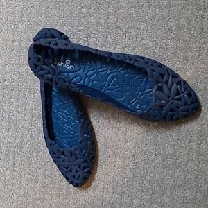 🌟🌟Host Pick🌟🌟Blue Jelly Flat Shoes
